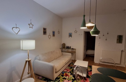 Metz-Centre – Ancienne Ville Apartment | ELEGANT T2 WITH ALL COMFORTS - WALKING DISTANCE TO CATHEDRAL AND CITY CENTER