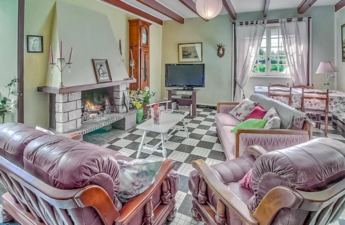Planguenoual House | Enjoy a wonderful stay in this charming vacation home.