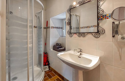 Le Ponthou House | Enjoy an unforgettable time in this idyllically located vacation home with outdoor hot tub.