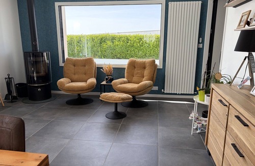 Landivisiau House | Entre Terre et Mer Maion family 12/14 persons with heated pool and dome