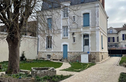 Brienon-sur-Armancon House | Entre Vignes & Saveurs: Charming outbuilding at the gateway to Chablis