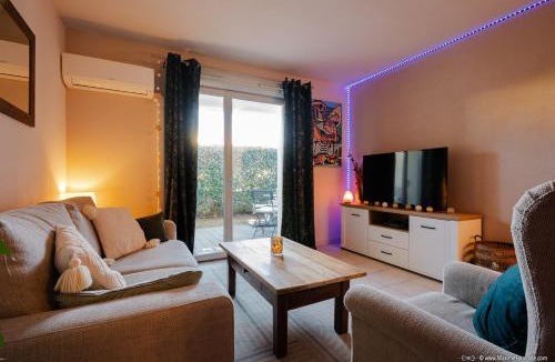Brax Apartment | Epicur Forest - Logement romantique avec jacuzzi