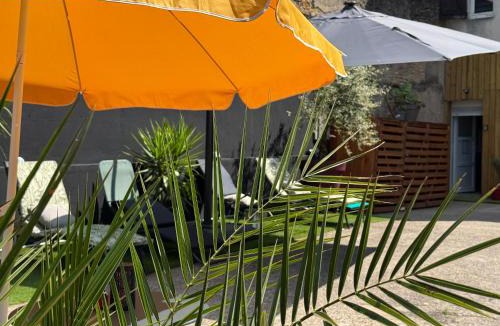 Moulins-les-Metz Apartment | Escale au jardin des rêves terrasse parking privée 8 personnes