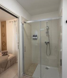 Saint-Roch Apartment | Escale Cosy à Nice T2 Lumineux