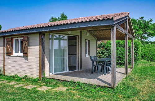 Monclar-de-Quercy Cottage | Escape Near Monclar-de-quercy Lake
