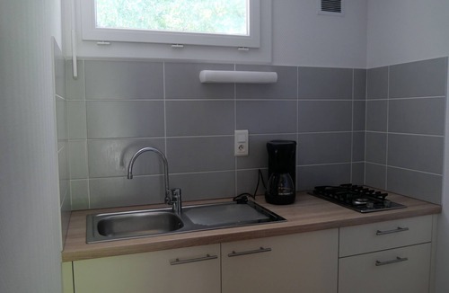 Espalion Apartment | Espalion, apartment for 6 people, 2 bedrooms, heated swimming pool, ideal for families