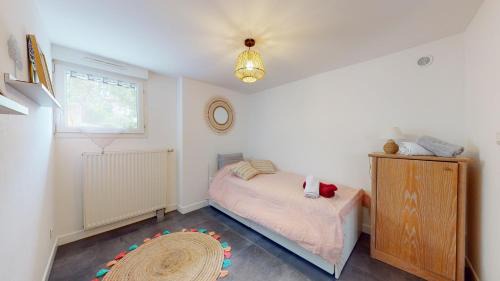 Essey-les-Nancy Apartment | Essey-St Bohème 6 pers parking apt en souplex