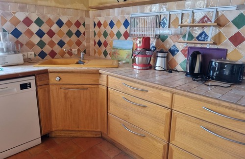 Astaffort Cottage | Estate, pretty farmhouse 220m2, 15pers, swimming pool, wood and private fishing