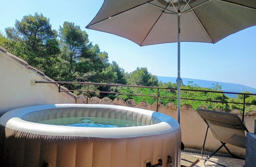 Saumane-de-Vaucluse House | Exclusive gîte Jacuzzi 160° view