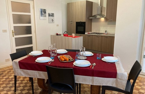 Cuneo Nuova Apartment | für 6 Personen ca. 110 m² in Cuneo, Piemont (Provinz Cuneo) by Interhome