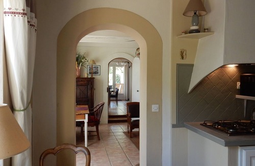 Le Val Villa | Family friendly villa with heated pool in quiet hillside area between sea/ Verdon
