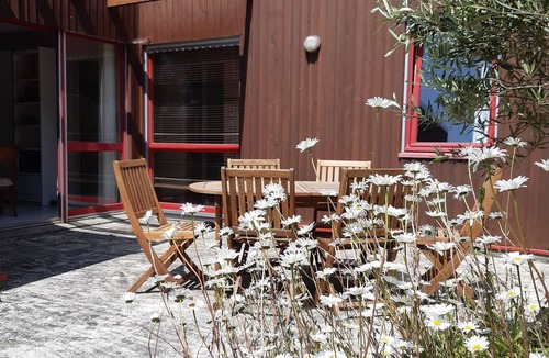 Hillion House | Family home 5 minutes from the sea with a large garden