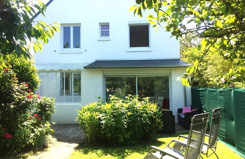 Pleneuf-Val-Andre House | FAMILY HOME WITH ENCLOSED GARDEN IN A QUIET LOCATION: 5 MINUTES' WALK FROM THE BEACH & THE GR34
