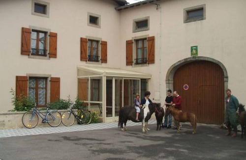 Esley Cottage | Family home with fireplace, garden, and WiFi in Esley, Vosges