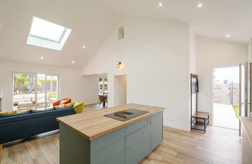 Ploubalay House | Family home with pool