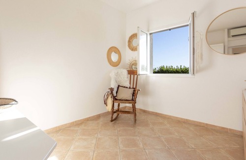 Le Rouret House | Family house with swimming pool, parking space and pétanque court!