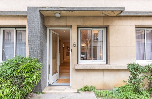 Grenelle Apartment | Family luxury apartment - 10 min walk from Eiffel Tower - 7 suites