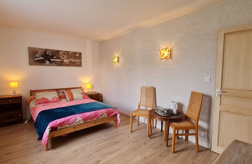 Richecourt Bed & Breakfast | Family Suite with Well-being Services Near Lake Madine