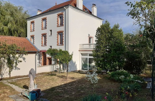Ecrouves Cottage | Family villa near the center - 10 guests
