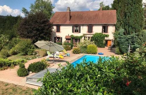Senones House | Farm in the Vosges countryside, heated pool, on a 5000 sq.m property with trees