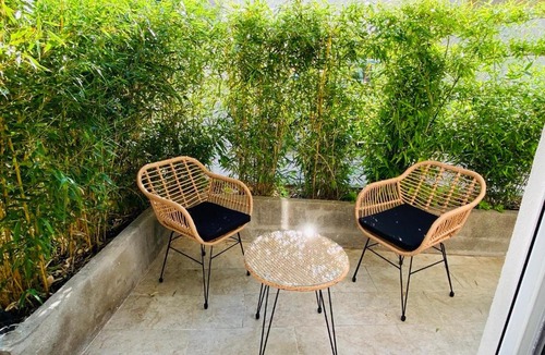 Quartier Administrations Apartment | Feel@Home Nemausus « Le 42 »