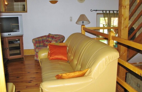 Mouzon House | FERME DE VIGNERON - MOUZON