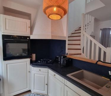Pleudihen-sur-Rance House | Fisherman house cottage near Rance