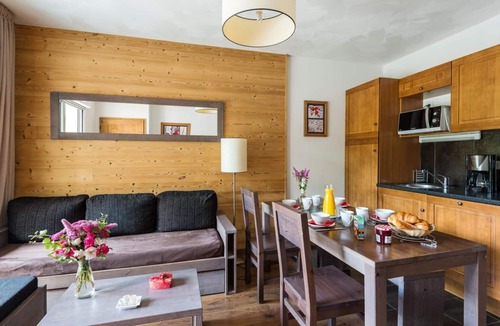 Saint-Lary-Soulan Apartment | Fitness, swimming pool, sauna, terrace, balcony, tv, ski locker, 35m², Saint Lary Soulan