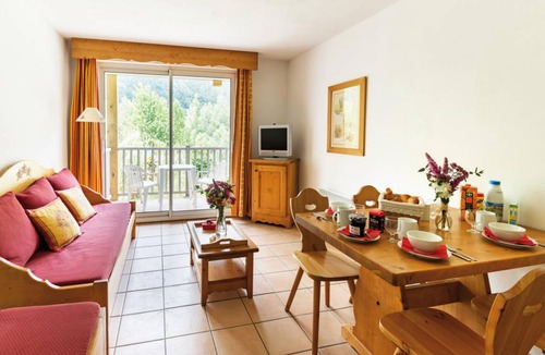 Vielle-Aure Apartment | Fitness, swimming pool, sauna, hammam, terrace, balcony, parking, tv, ski locker, 28m²