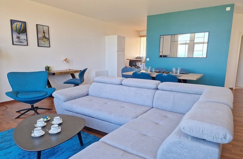 Plougasnou Apartment | Flat in Primel with Sea View & Beaches Nearby