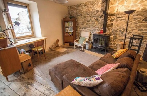 Counozouls House | Former grocer's house, between mountain, village and forest!