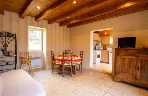 Rouffignac-Saint-Cernin-de-Reilhac Cottage | Gite Rouffignac-Saint-Cernin-de-Reilhac, 2 bedrooms, 4 persons