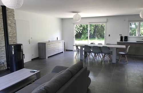 Sainte-Marie-du-Lac-Nuisement House | Maison Neuve Avec Garage 200m du Der 6 Couchages