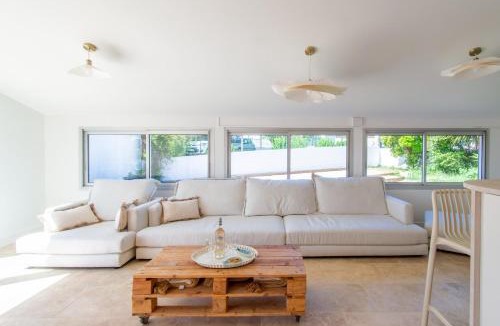 La Peyrade Villa | Frontignan, Villa Bianca, piscine et jardin