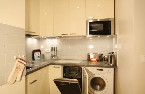 Parc-de-Montsouris Apartment | Fully equipped appartment at Glaciere metro station