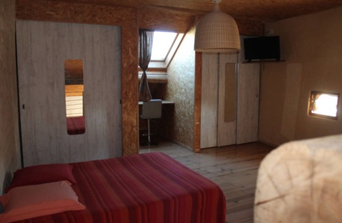 Bellechaume House | Fully-equipped, lively house with West Indian caterer in Burgundy near Chablis