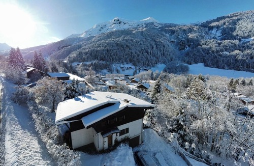 Les Contamines-Montjoie Ski Chalet | Fully renovated La Datcha family chalet, ski room and playroom