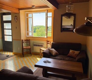 Bellegarde House | Gîte à la campagne