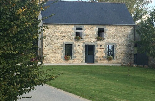 Laurenan House | Gîte à la Ferme, au Coeur du Mené