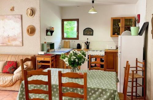 Oisly House | Gîte à Oisly près des Châteaux de la Loire avec Parking et Animaux Bienvenus - FR-1-491-469