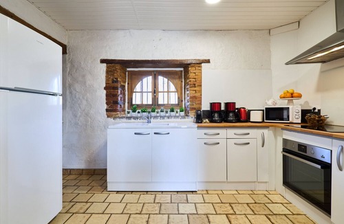 Fontaine-sur-Ay House | Gîte 14 people - 5 bedrooms - 5 bathrooms - Large spaces