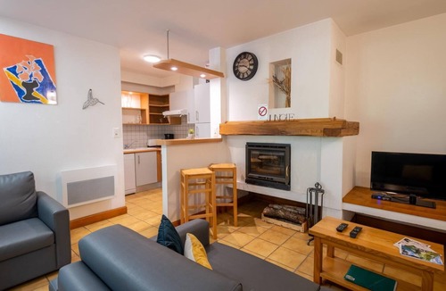 Saint-Rome-de-Dolan House | Gîte 2/4 pers. Comfort at Castel de la Peyre