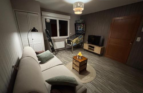 Boismont House | Gîte accueillant en bord de rivière - 4 pers. - FR-1-584-400