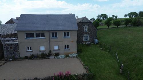 Condom-d'Aubrac House | Gîte aux Portes d'Aubrac