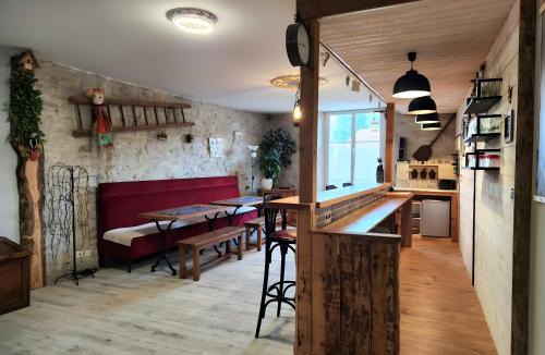 Etreval Apartment | Gîte avec bar et four à pizza