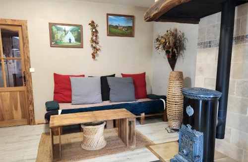 Etreval Apartment | Gîte avec bar et four à pizza