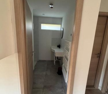 Luvigny House | Gîte avec spa privé, calme 4 à 6 pers 2 chambres, Terrasse et BBQ