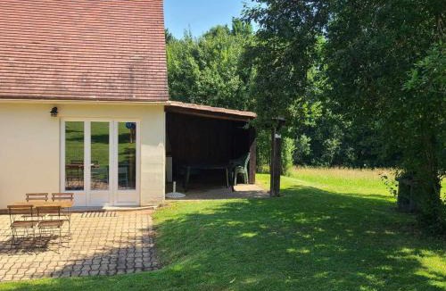 La Douze Other | Gîte avec terrasse à La Douze, idéal pour 5 personnes - API-1-52-1079