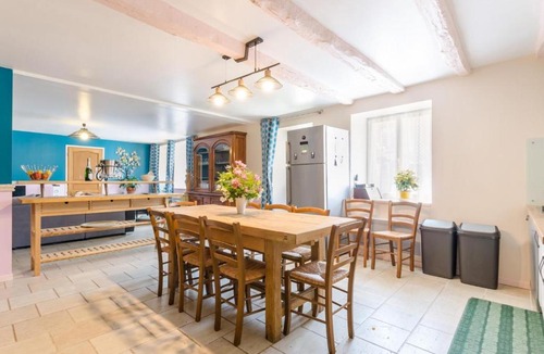 Baroville House | Gîte Baroville, 5 pièces, 9 personnes - FR-1-543-2