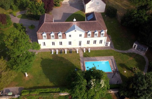 Les Houches House | Gîte Château de Montboulon-14 persons Swimming pool and Jacuzzi